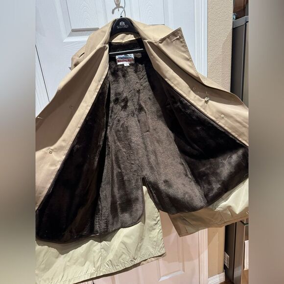 Whaling Mfg. Co. Men’s Double-Breasted Trench Coat w/ Faux Fur Lining. Size 40 - Picture 5 of 8